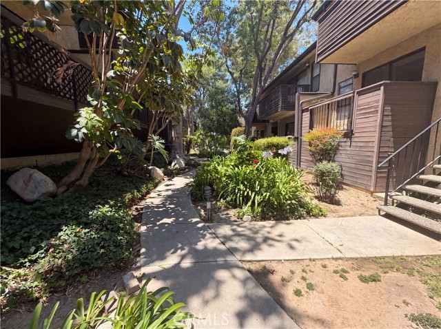 7300 Corbin Ave Unit M, Los Angeles, CA 91335 photo 11