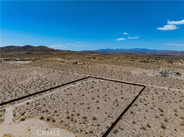 Image 7 of 27 For 425 Gerber Avenue