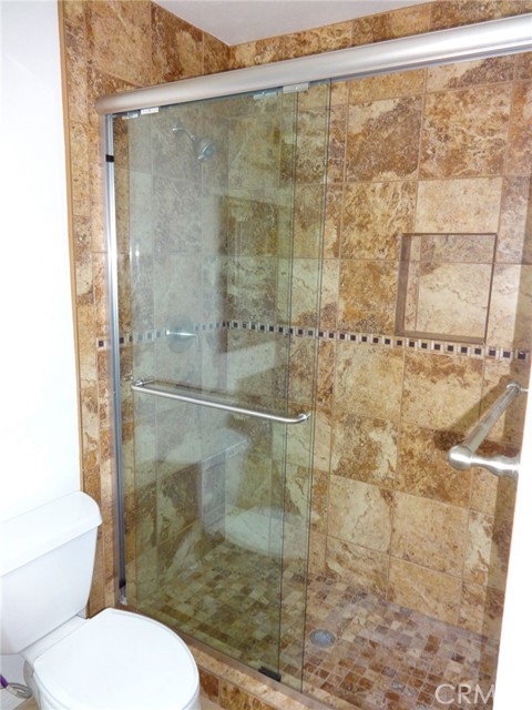 Master bath upgraded walk-in shower