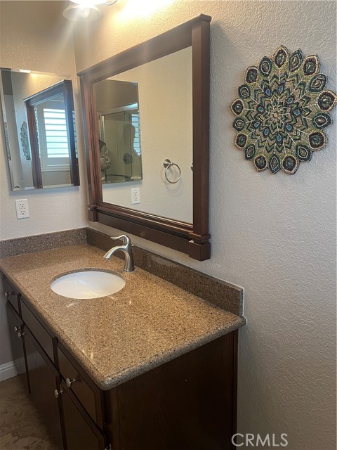 29183 Yosemite Place, Canyon Lake CA: https://media.crmls.org/medias/afb4dc18-59c2-4af4-8929-18cd88bbb7f9.jpg