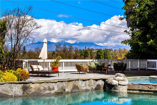 25941 Sheriff Road, Laguna Hills CA: https://media.crmls.org/medias/afb5b287-9336-4a99-bb64-8577bb8e7627.jpg