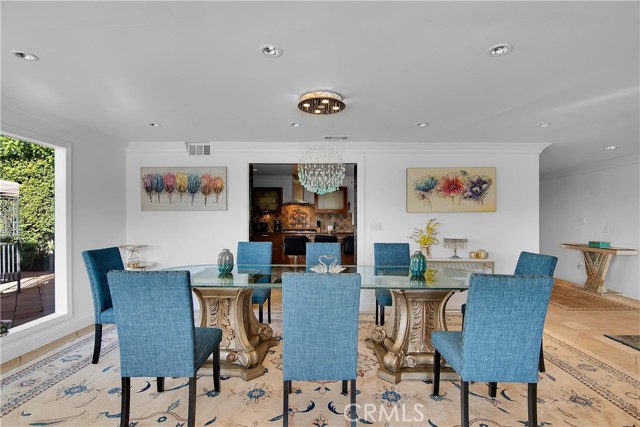 Detail Gallery Image 6 of 20 For 3701 Royal Meadow, Sherman Oaks,  CA 91403 - 4 Beds | 3 Baths