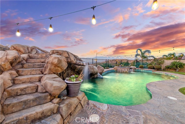 2514 Bulrush Circle, Corona CA: https://media.crmls.org/medias/afb6ffa1-975f-4e29-9afe-727daad32e45.jpg