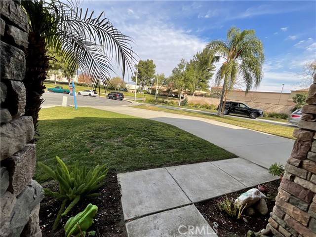 Detail Gallery Image 12 of 64 For 14391 Quail Ct, Fontana,  CA 92336 - 4 Beds | 2/1 Baths