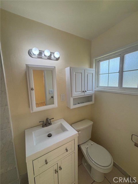 Detail Gallery Image 12 of 20 For 1402 Stevely Ave, Long Beach,  CA 90815 - 3 Beds | 2 Baths
