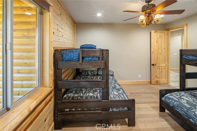 1658 Tuolumne Road, Big Bear City CA: https://media.crmls.org/medias/afb7d90c-255f-4f75-a98f-1746884c8661.jpg