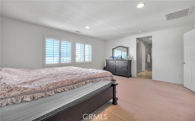 Detail Gallery Image 31 of 60 For 4822 Carl Ct, Jurupa Valley,  CA 91752 - 5 Beds | 3/1 Baths
