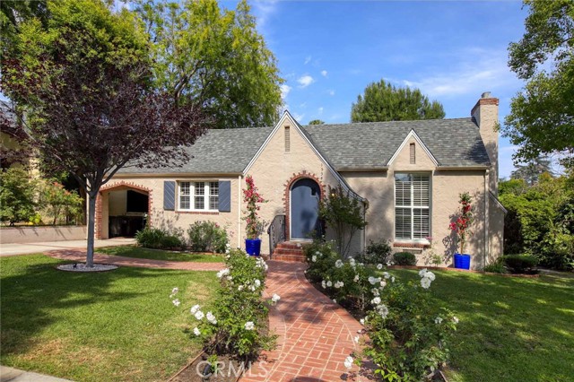 1534 Idlewood Road, Glendale CA: https://media.crmls.org/medias/afb812c2-632f-43fb-a9d7-7e58bb84df34.jpg