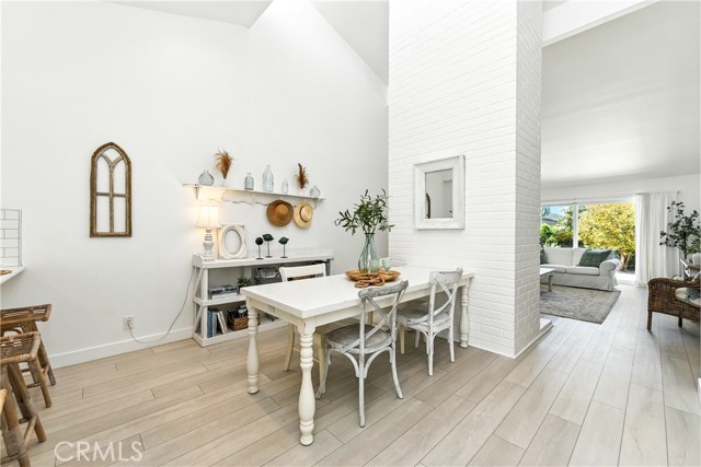 32117 Beachlake Lane, Westlake Village CA: https://media.crmls.org/medias/afb82923-2978-4fc7-bee6-5204e8480378.jpg