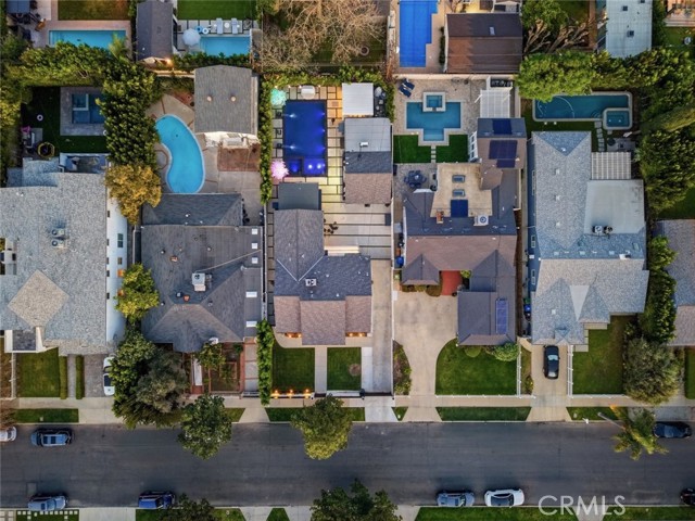 Detail Gallery Image 60 of 64 For 4926 Greenbush Ave, Sherman Oaks,  CA 91423 - 4 Beds | 3 Baths