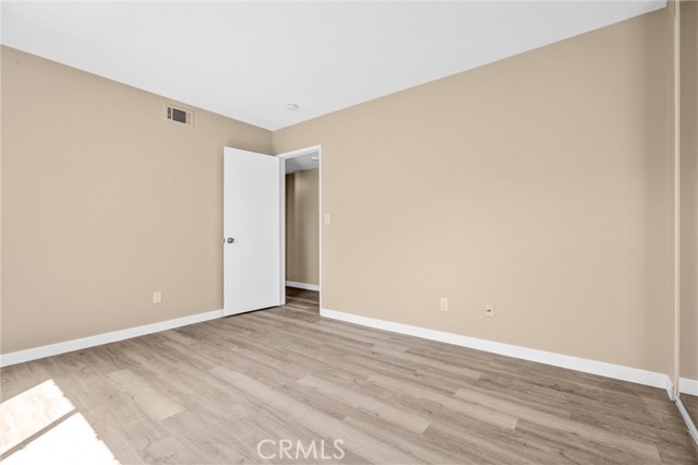 Detail Gallery Image 14 of 31 For 25402 via Jardin, Valencia,  CA 91355 - 4 Beds | 2 Baths