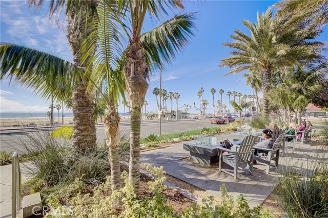 Detail Gallery Image 40 of 46 For 16562 Regina #4,  Huntington Beach,  CA 92649 - 2 Beds | 1 Baths