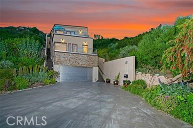 829 Diamond St, Laguna Beach, CA 92651