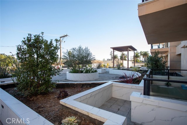 Detail Gallery Image 35 of 46 For 1598 Long Beach #407,  Long Beach,  CA 90813 - 2 Beds | 3 Baths