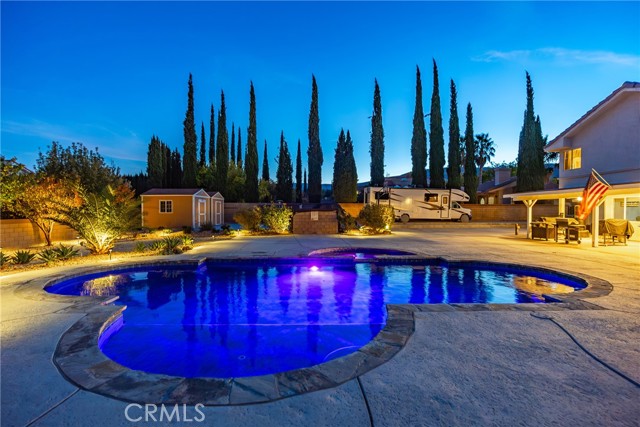 Detail Gallery Image 7 of 60 For 41056 Ridgegate Ln, Palmdale,  CA 93551 - 5 Beds | 3/1 Baths