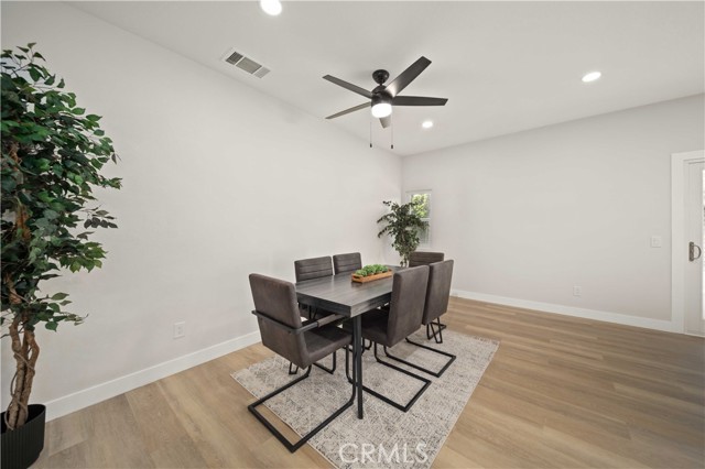 Detail Gallery Image 17 of 37 For 1501 Olga Way, Palm Springs,  CA 92262 - 4 Beds | 2 Baths