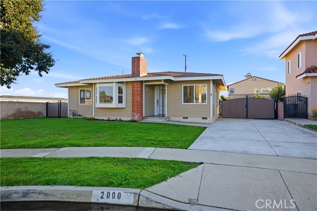 Detail Gallery Image 2 of 19 For 2000 Story, La Habra,  CA 90631 - 3 Beds | 2 Baths