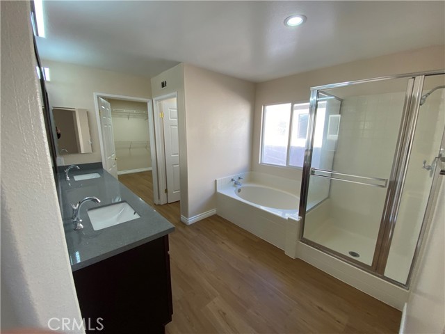 Detail Gallery Image 4 of 16 For 1724 Freeport Ter, San Pedro,  CA 90732 - 3 Beds | 2/1 Baths