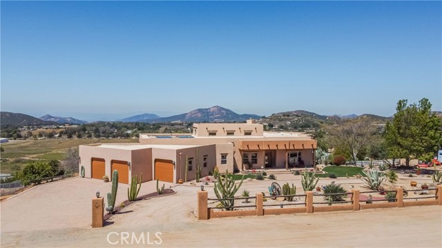 35155 Sawh Court, Sage CA: https://media.crmls.org/medias/afbcff21-1b00-49ae-a56c-50981cd364e0.jpg