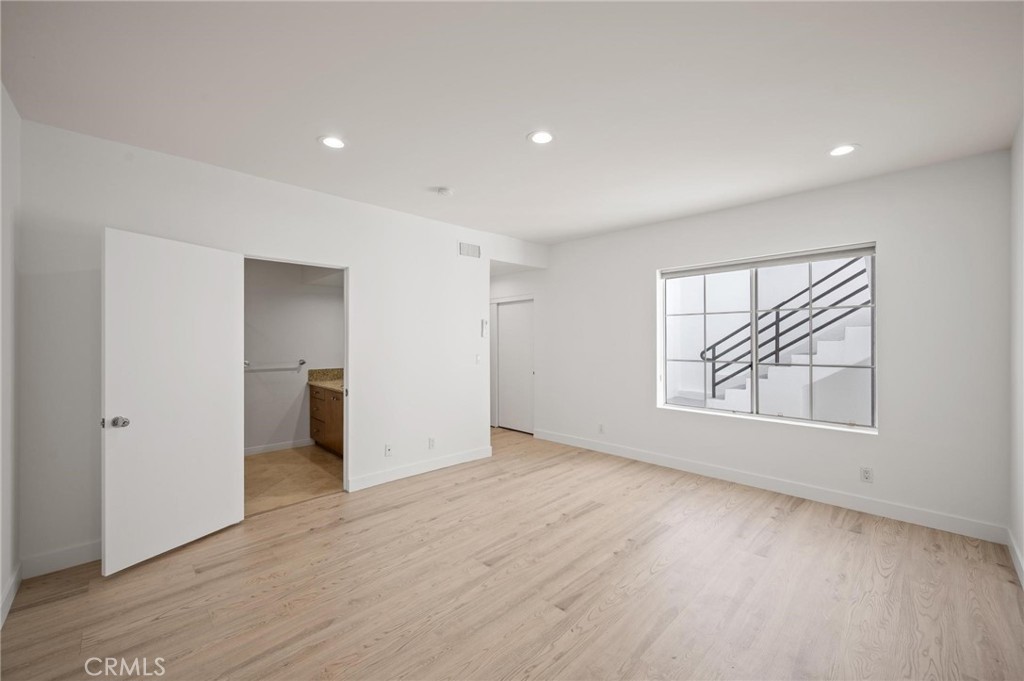 MLS #SR25256214 image #17