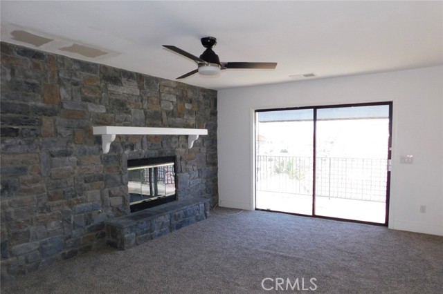 17830 San Gabriel Lane, Victorville CA: https://media.crmls.org/medias/afbf77e7-bd94-42fa-b3eb-9c5433560274.jpg