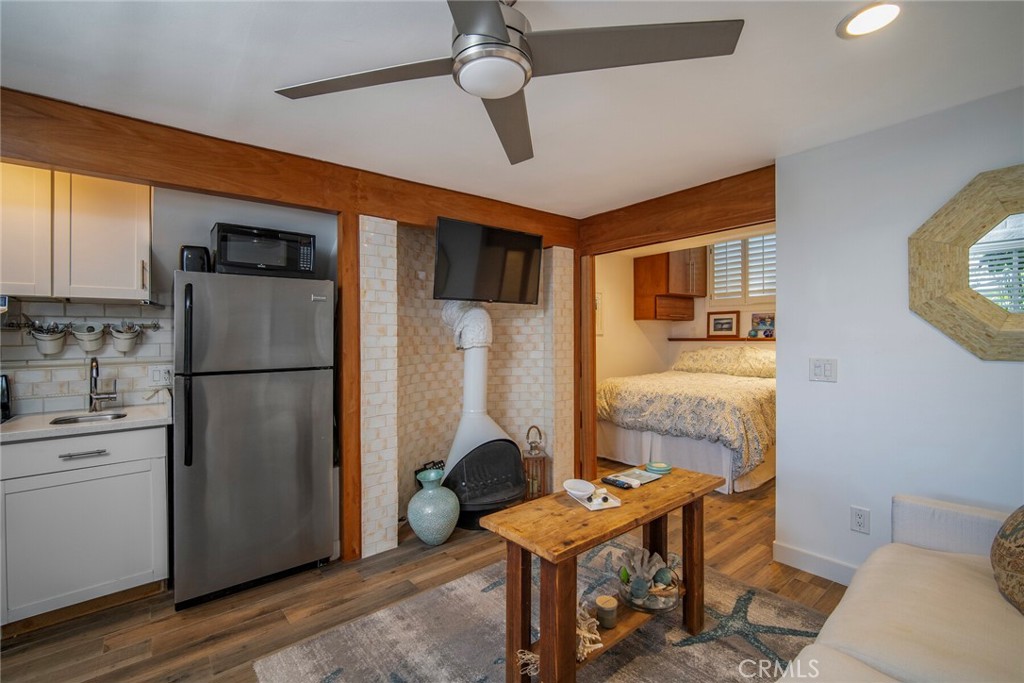 Afc00bf3 3abf 416c B76f Db4c90e8a99e