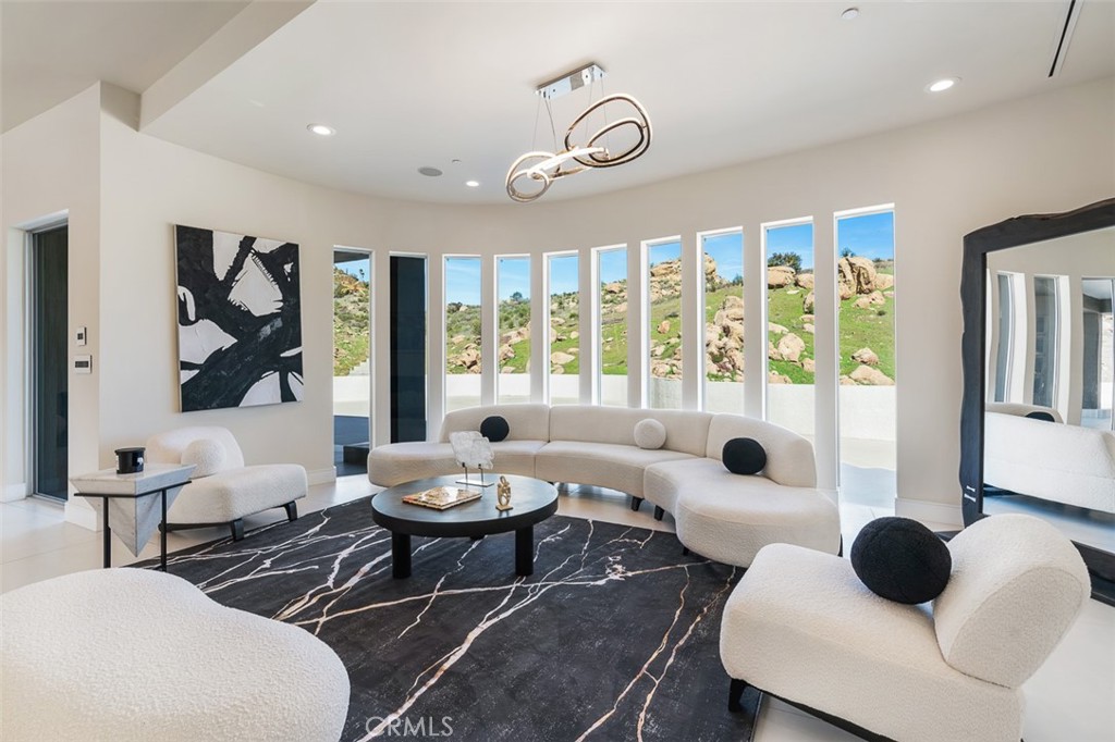 MLS #SR25253481 image #12