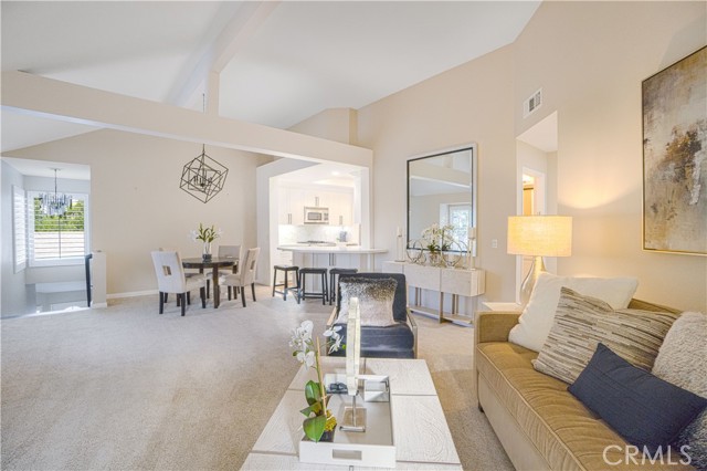 9 Brittany, Newport Beach CA: https://media.crmls.org/medias/afc0cd76-e8f1-46fd-b730-92073359963d.jpg