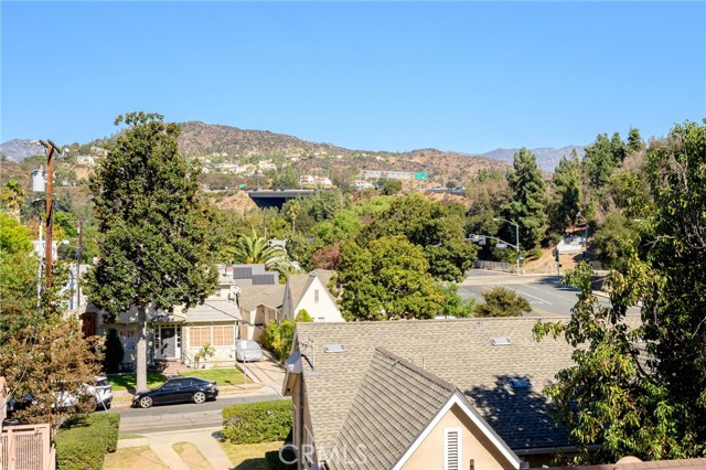 Detail Gallery Image 30 of 36 For 357 Harvey Dr #103,  Glendale,  CA 91206 - 3 Beds | 2/1 Baths