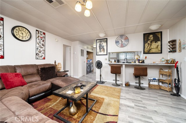 1512 E 5th Street, Ontario CA: https://media.crmls.org/medias/afc0f0d4-66a3-4ec4-b0a8-6a4317a74a6a.jpg
