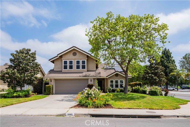 1605 Ridgewood Drive photo 2