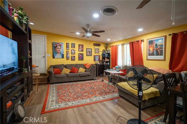 Detail Gallery Image 28 of 68 For 8826 Bermudez St, Pico Rivera,  CA 90660 - 3 Beds | 2 Baths