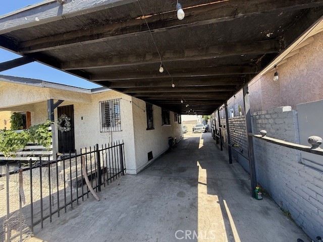 413 W 109th Place, Los Angeles CA: https://media.crmls.org/medias/afc2d629-b231-4c53-92dc-52503d2b0b38.jpg