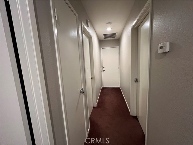 13633 Bentwood Street, Hesperia CA: https://media.crmls.org/medias/afc2f8bd-7da8-41b6-8c51-87c0229be973.jpg