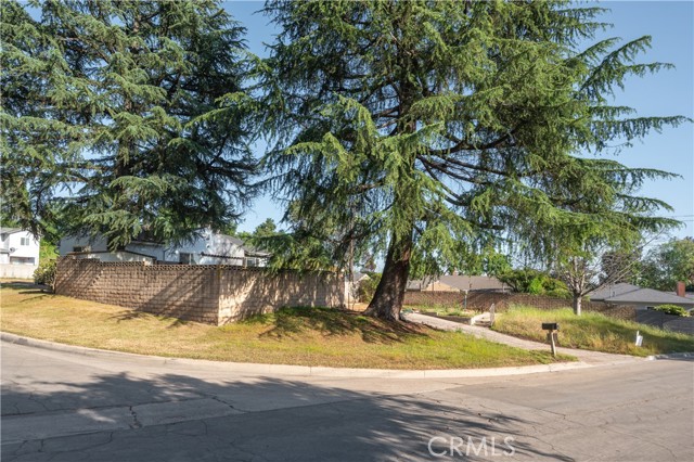 Detail Gallery Image 3 of 13 For 3718 El Sereno Ave, Altadena,  CA 91001 - 0 Beds | 0 Baths