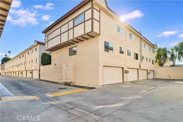 Detail Gallery Image 28 of 39 For 19545 Sherman Way #80,  Reseda,  CA 91335 - 2 Beds | 2 Baths