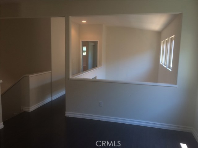 Detail Gallery Image 10 of 28 For 2091 Lake Shore Dr #B,  Chino Hills,  CA 91709 - 3 Beds | 2/1 Baths