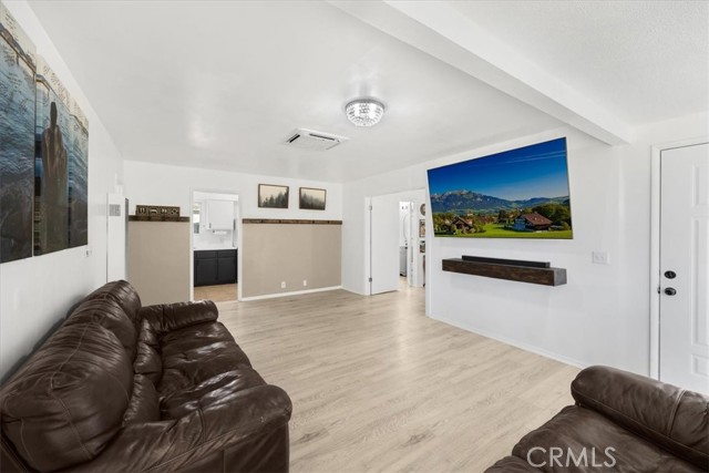 Detail Gallery Image 1 of 37 For 237 W Duell St, Glendora,  CA 91740 - 3 Beds | 1/1 Baths