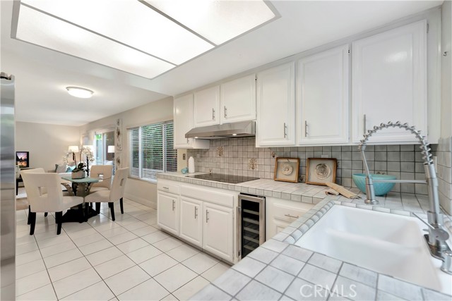 Detail Gallery Image 19 of 45 For 25511 Alisal Ave, Laguna Hills,  CA 92653 - 4 Beds | 2/1 Baths