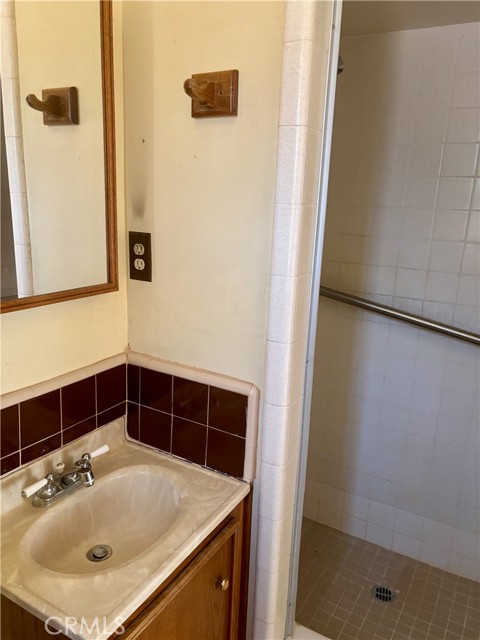 Detail Gallery Image 8 of 21 For 904 N 2nd Ave, Upland,  CA 91786 - 3 Beds | 2 Baths