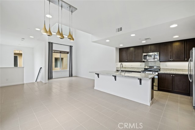 Image 14 of 26 For 555 Rockefeller