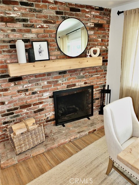 Detail Gallery Image 4 of 35 For 2443 Fordham, Costa Mesa,  CA 92626 - 4 Beds | 2/1 Baths