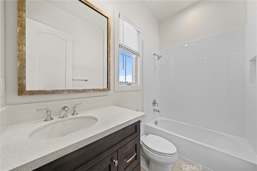 MLS #OC26138633 image #13