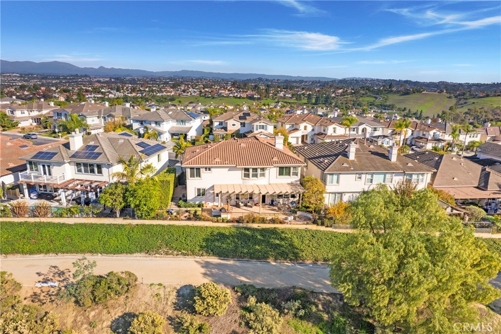 MLS #OC25270482 image #60