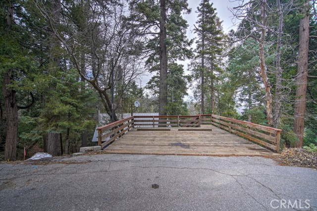 582 Rose Lane, Twin Peaks CA: https://media.crmls.org/medias/afc8b676-ad94-476b-b1e7-26f7f0dc61ac.jpg