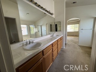 https://media.crmls.org/medias/afc8e990-d460-461d-b335-e278233666bf.jpg?preset=X-Large
