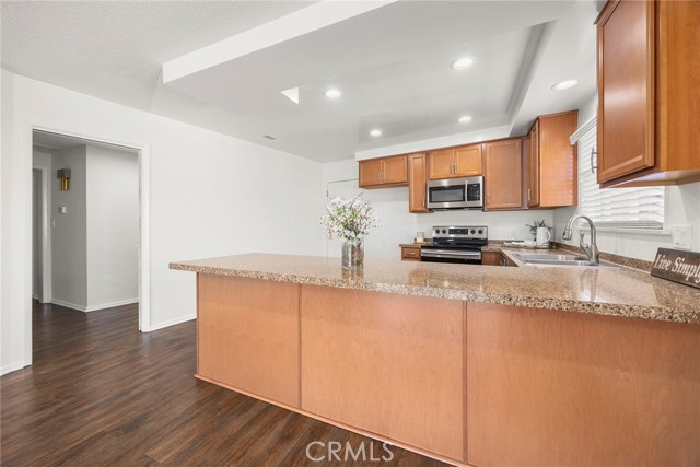 Detail Gallery Image 9 of 26 For 1418 E Wilshire Ave, Fullerton,  CA 92831 - 3 Beds | 2 Baths
