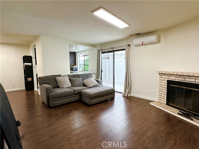 Detail Gallery Image 4 of 27 For 13532 Francisquito, Baldwin Park,  CA 91706 - 2 Beds | 2/1 Baths