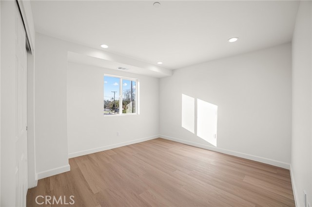 Detail Gallery Image 18 of 26 For 900 W Hert St, Colton,  CA 92324 - 4 Beds | 2/1 Baths