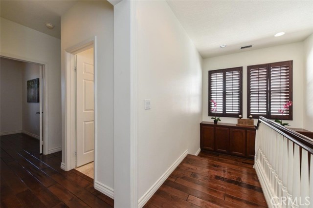 Detail Gallery Image 17 of 26 For 20 Larchwood, Irvine,  CA 92602 - 4 Beds | 3/1 Baths